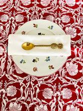 Load image into Gallery viewer, Kiara~ Tablecloth