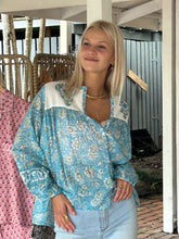 Load image into Gallery viewer, Rivaan ~ Blouse