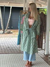 Load image into Gallery viewer, Kimono - Danika (Low Stock)