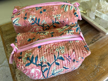 Load image into Gallery viewer, Cosmetic Bag ~ Kira