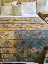 Load image into Gallery viewer, Vintage Kantha Throw ~ Prajul