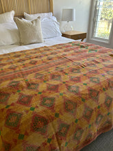 Load image into Gallery viewer, VIntage Kantha Throw ~ Mekhali