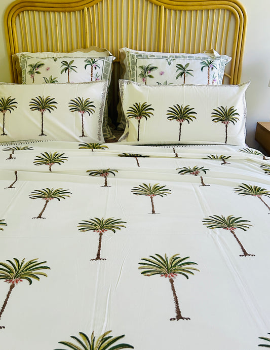 Summer Bedcover Set ~  Imperial Green Palm | (QUEEN - KING)