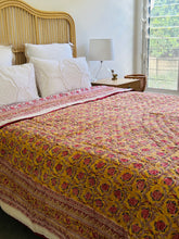 Load image into Gallery viewer, Mughal Mustard Print Cotton Filled Quilt  ~ King