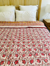 Load image into Gallery viewer, Mughal Mustard Print Cotton Filled Quilt  ~ King