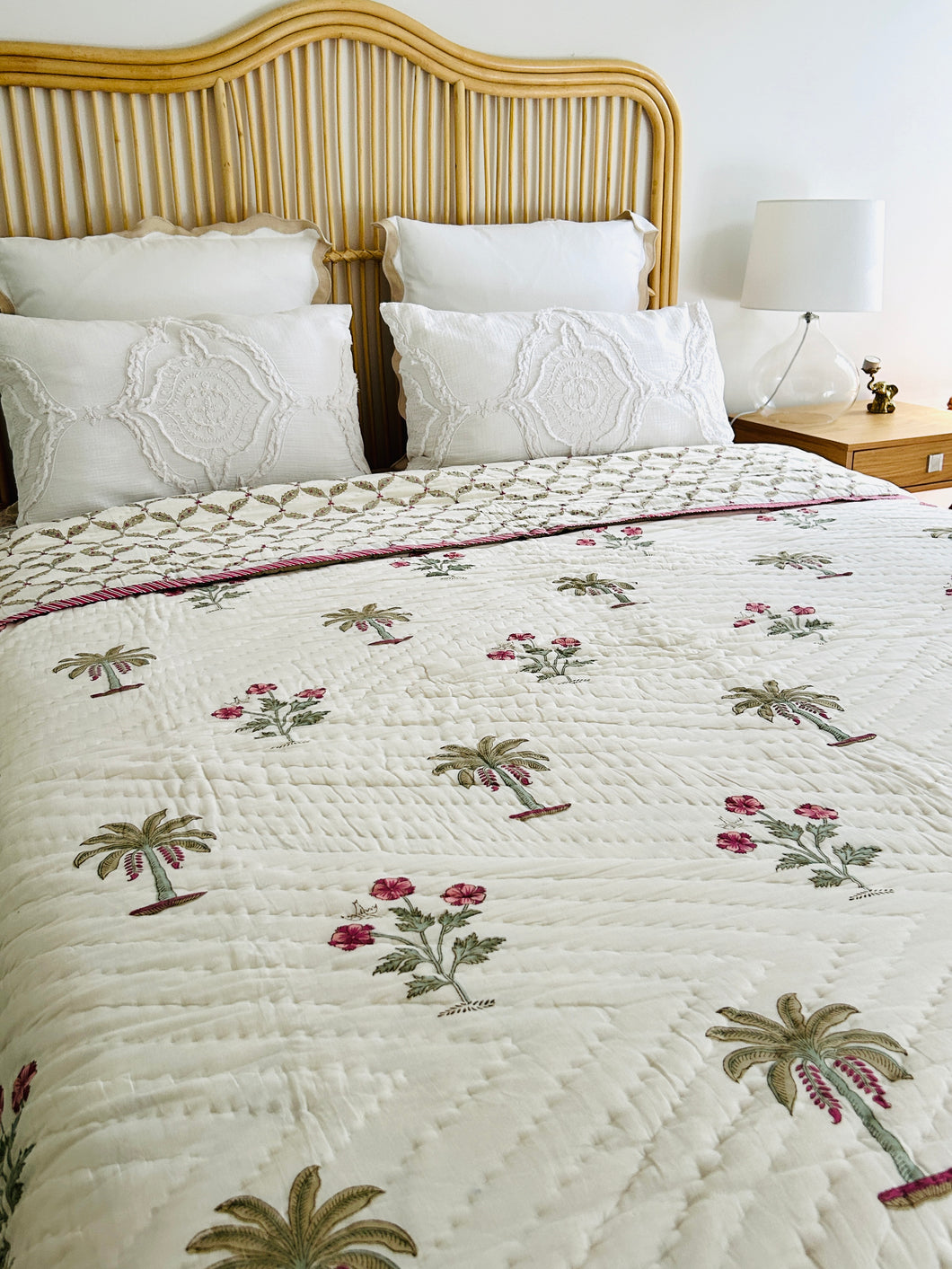 Aadesh Olive Palm Cotton Filled Quilt | Queen