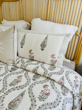 Load image into Gallery viewer, Aarna | Quilted Coverlet King
