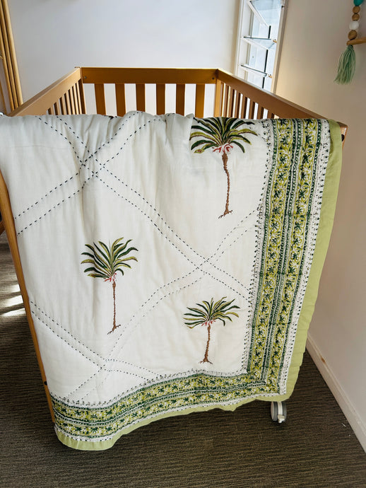 Cot Quilt ~ Cocos Green Palm