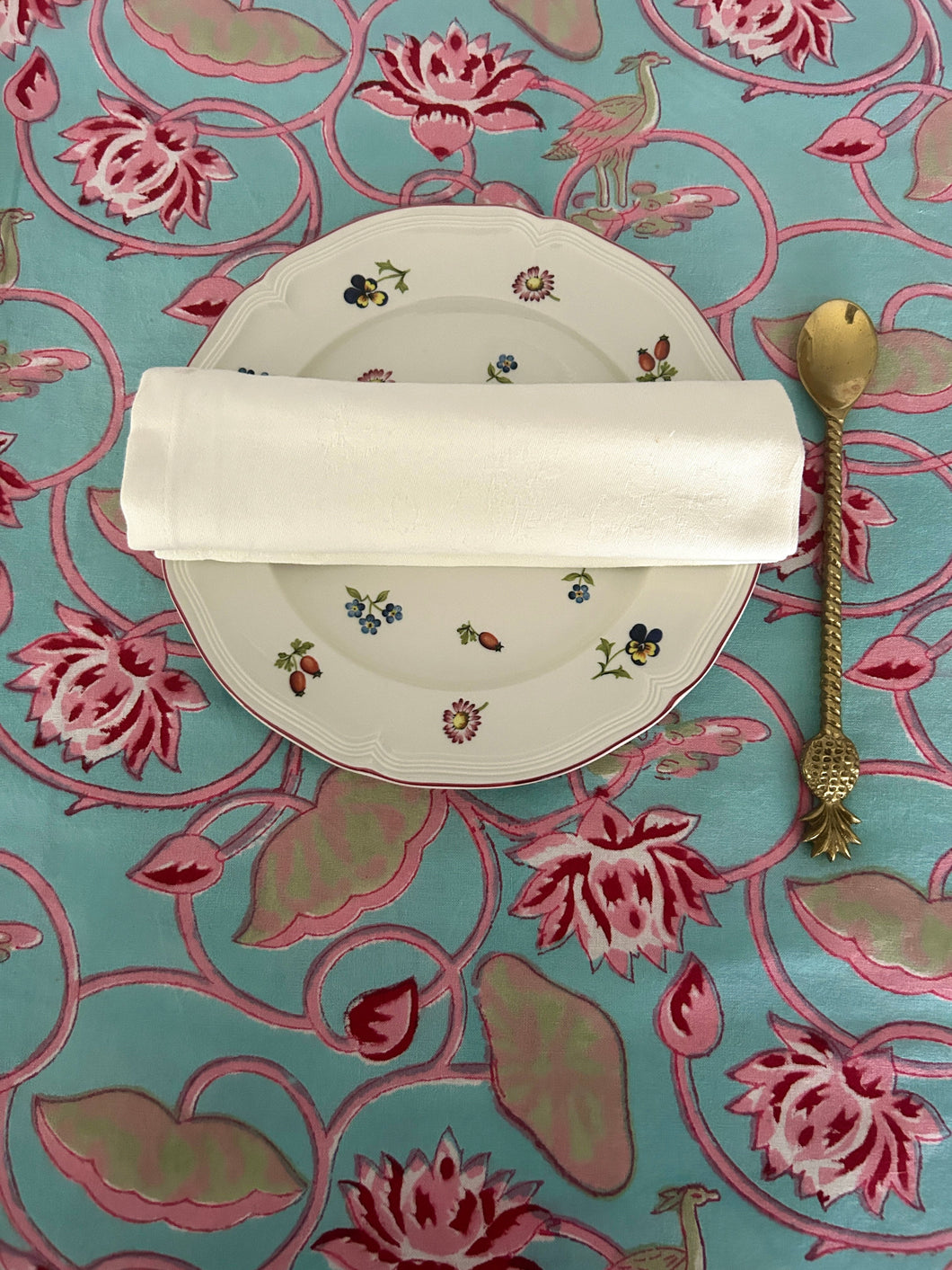 Aqua & Pink Lotus ~ Tablecloth  (8 ~10 Seater)
