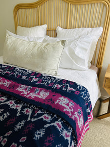 Ikat Throw / Bedcover ~ Dei