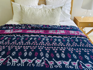 Ikat Throw / Bedcover ~ Dei