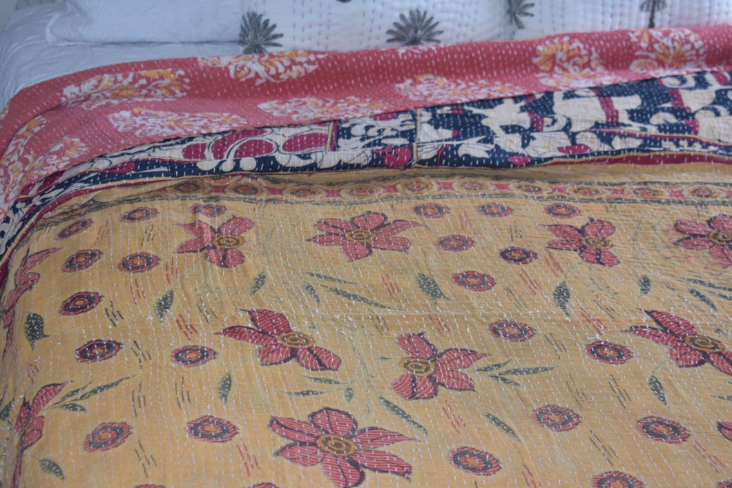 Alisha Vintage Kantha Quilt | (QUEEN-KING)
