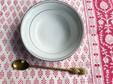 Load image into Gallery viewer, Strawberry Booti ~ Tablecloth  (8 ~ 10 Seater) Square