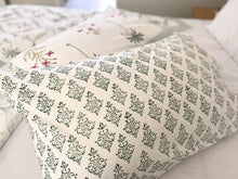 Load image into Gallery viewer, Summer Bedcover Set ~ Kashvi Palm (QUEEN | KING)