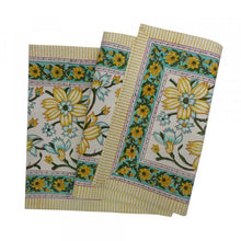 Load image into Gallery viewer, Amishi ~ Table Runner
